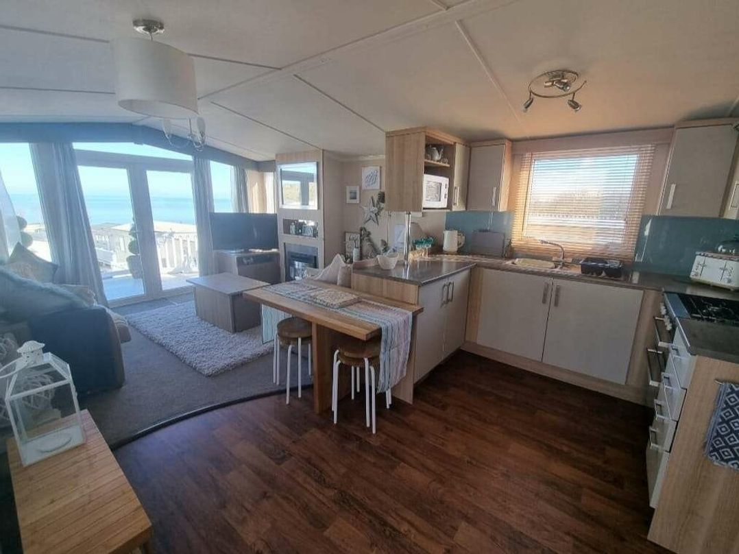 Quay West Holiday Park - Holiday Accommodation 22340