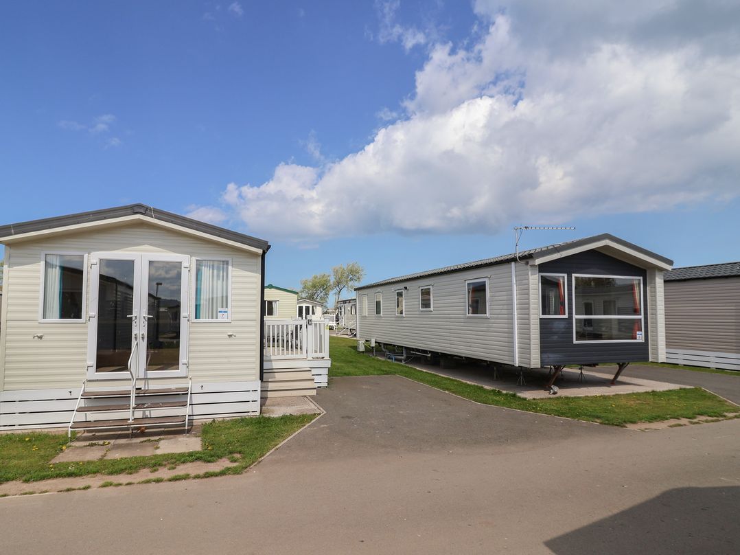 Ty Mawr Holiday Park - Holiday Accommodation 22393