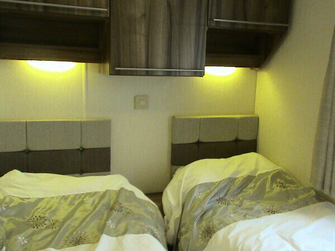 Waterside, Paignton - Holiday Accommodation 2287