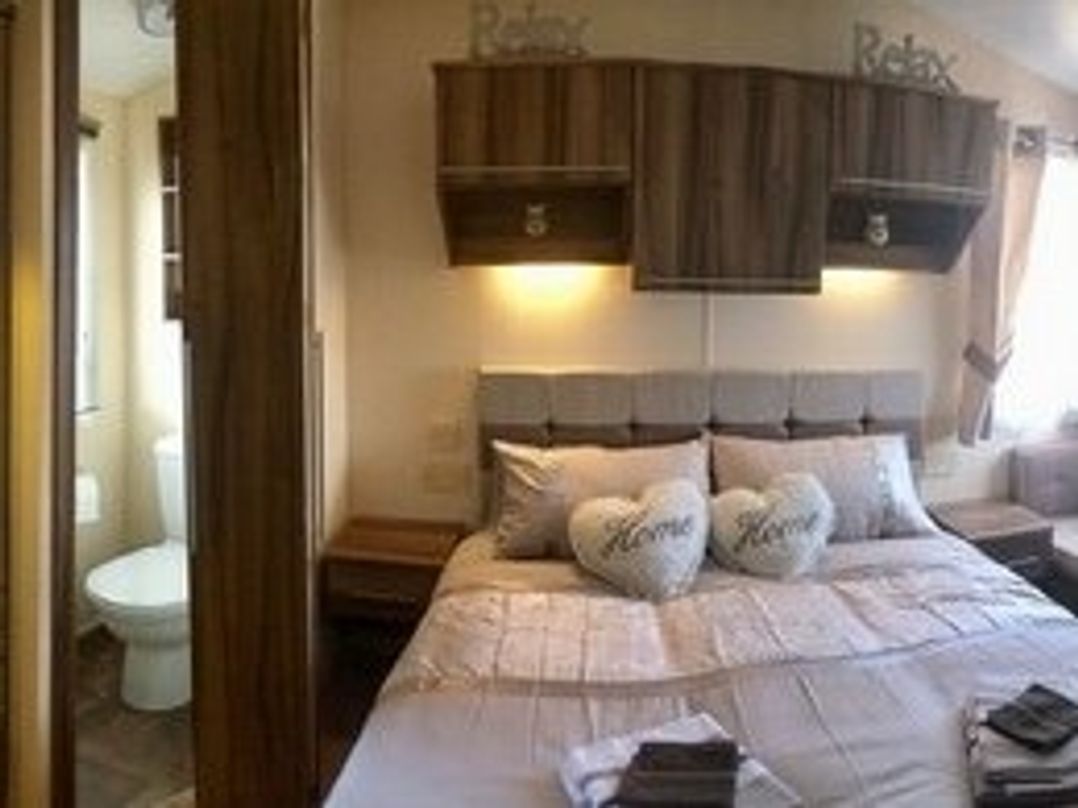 Silver Sands Holiday Park - Holiday Accommodation 2350