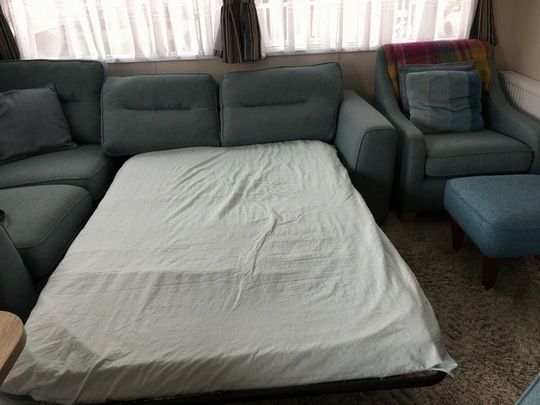 Hayling Island Holiday Park - Meadow Bay Villages - Holiday Accommodation 2399