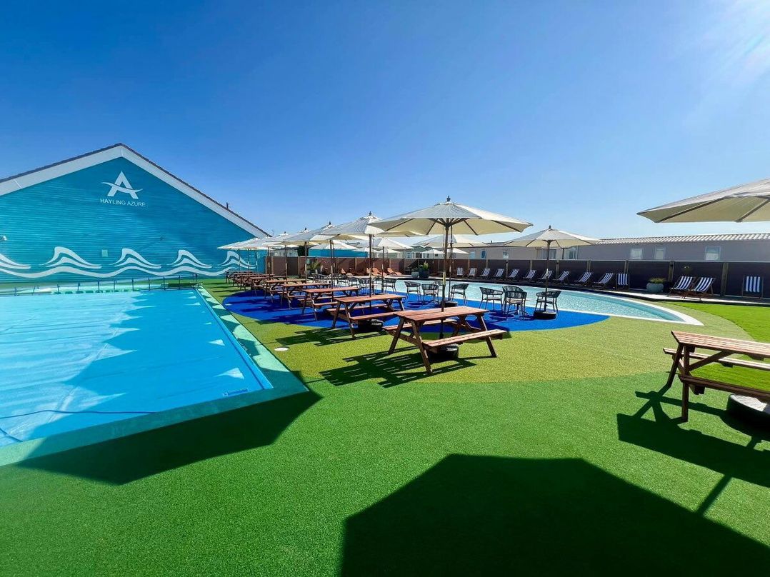 Hayling Island Holiday Park - Meadow Bay Villages - Holiday Accommodation 2399