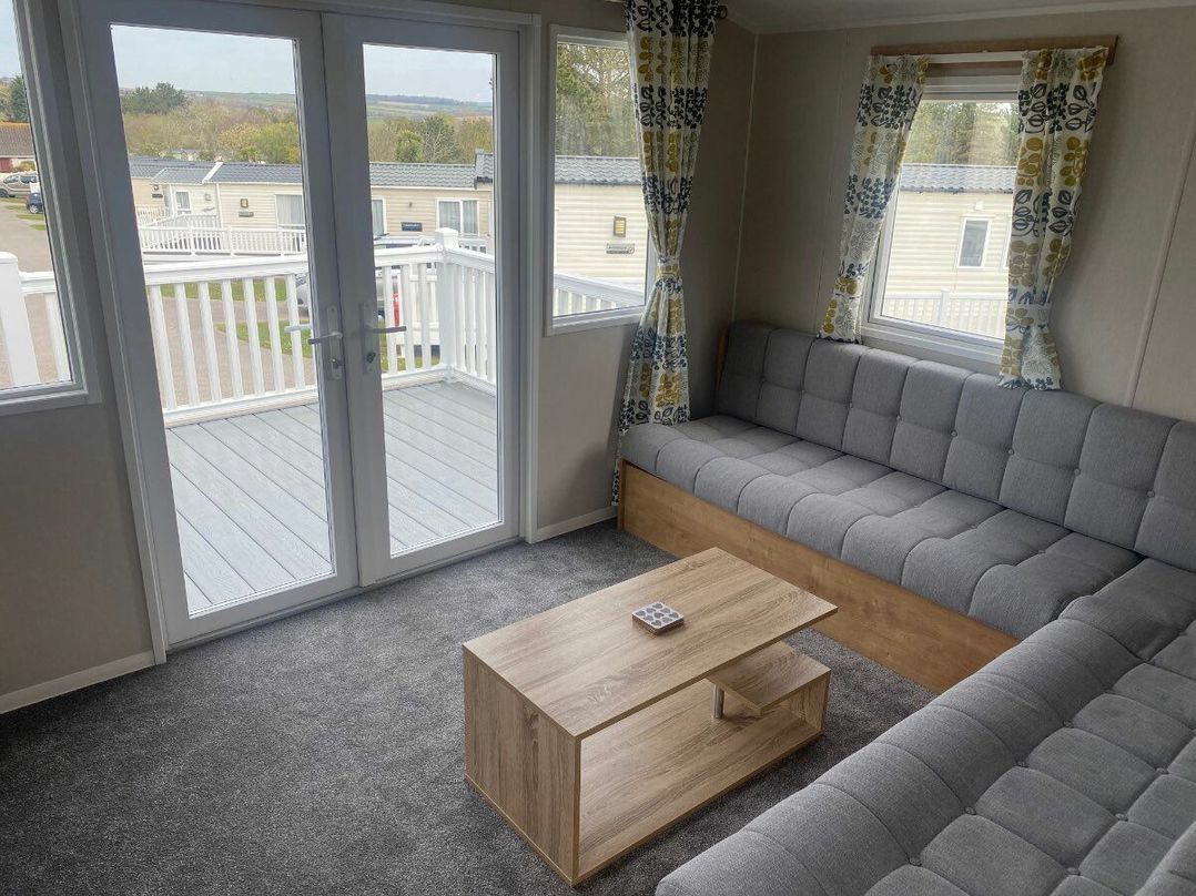 White Acres Holiday Park - Holiday Accommodation 2484