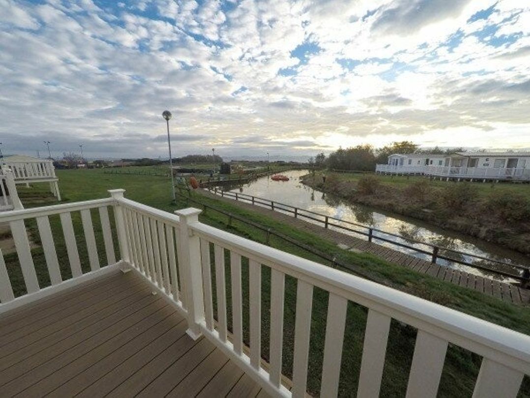 Blue Dolphin Holiday Park - Holiday Accommodation 2485