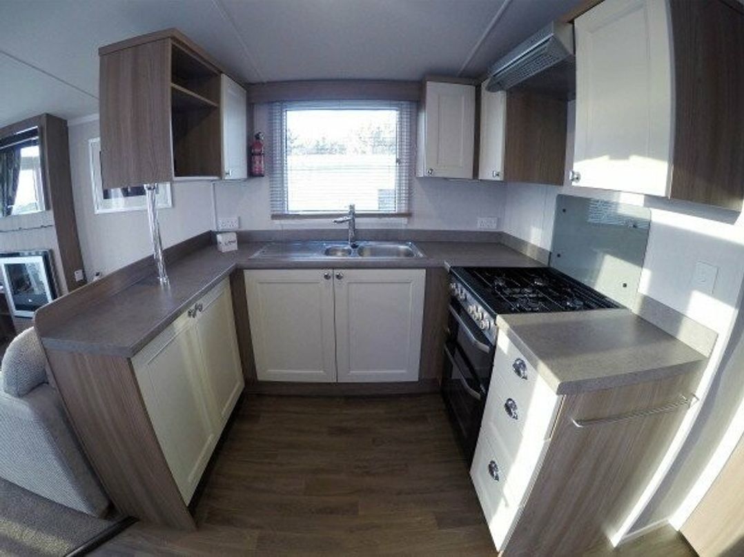 Blue Dolphin Holiday Park - Holiday Accommodation 2485