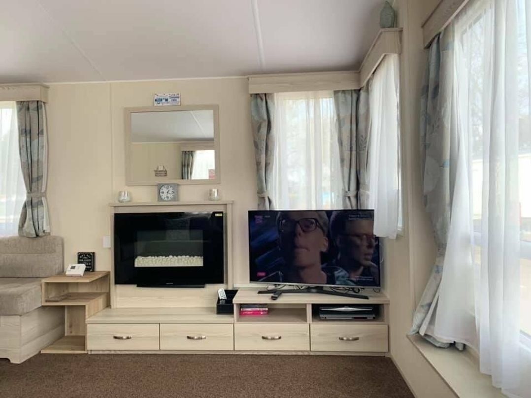 Hoburne Blue Anchor - Holiday Accommodation 307