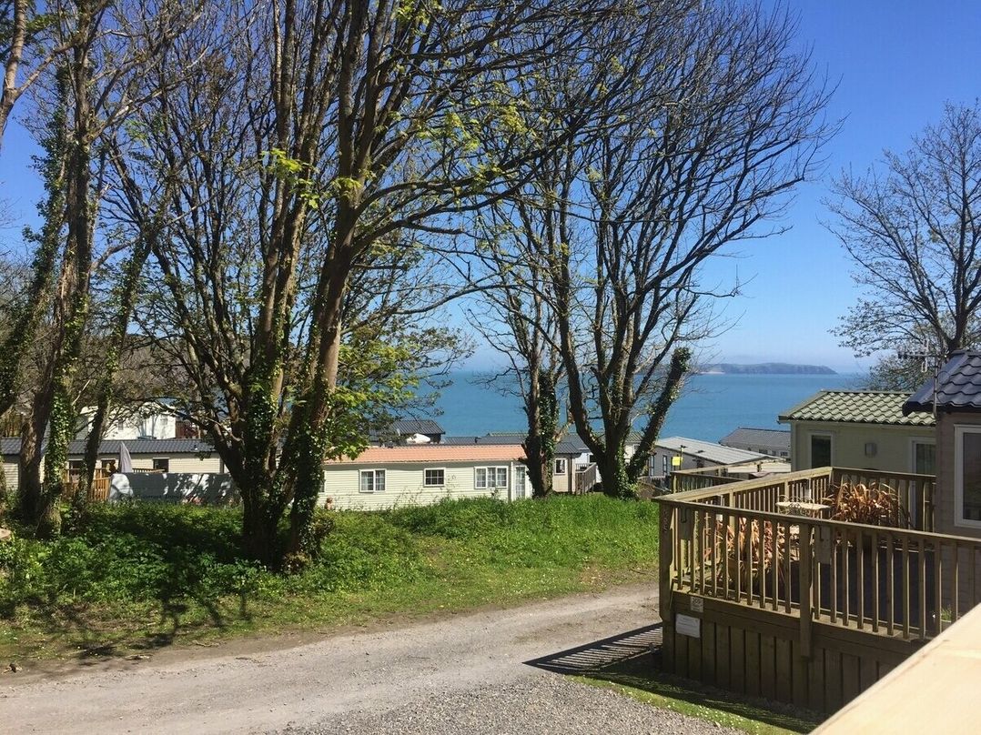 Lydstep Beach - Holiday Accommodation 32