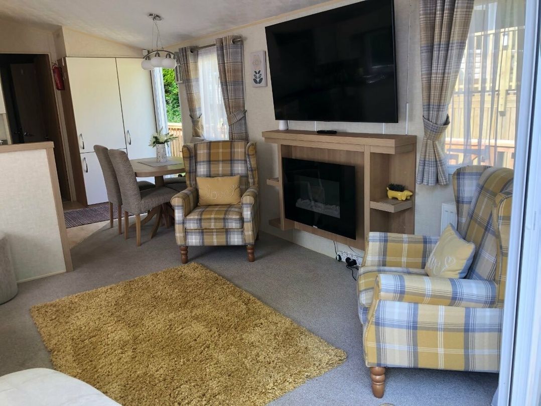 Lydstep Beach - Holiday Accommodation 32