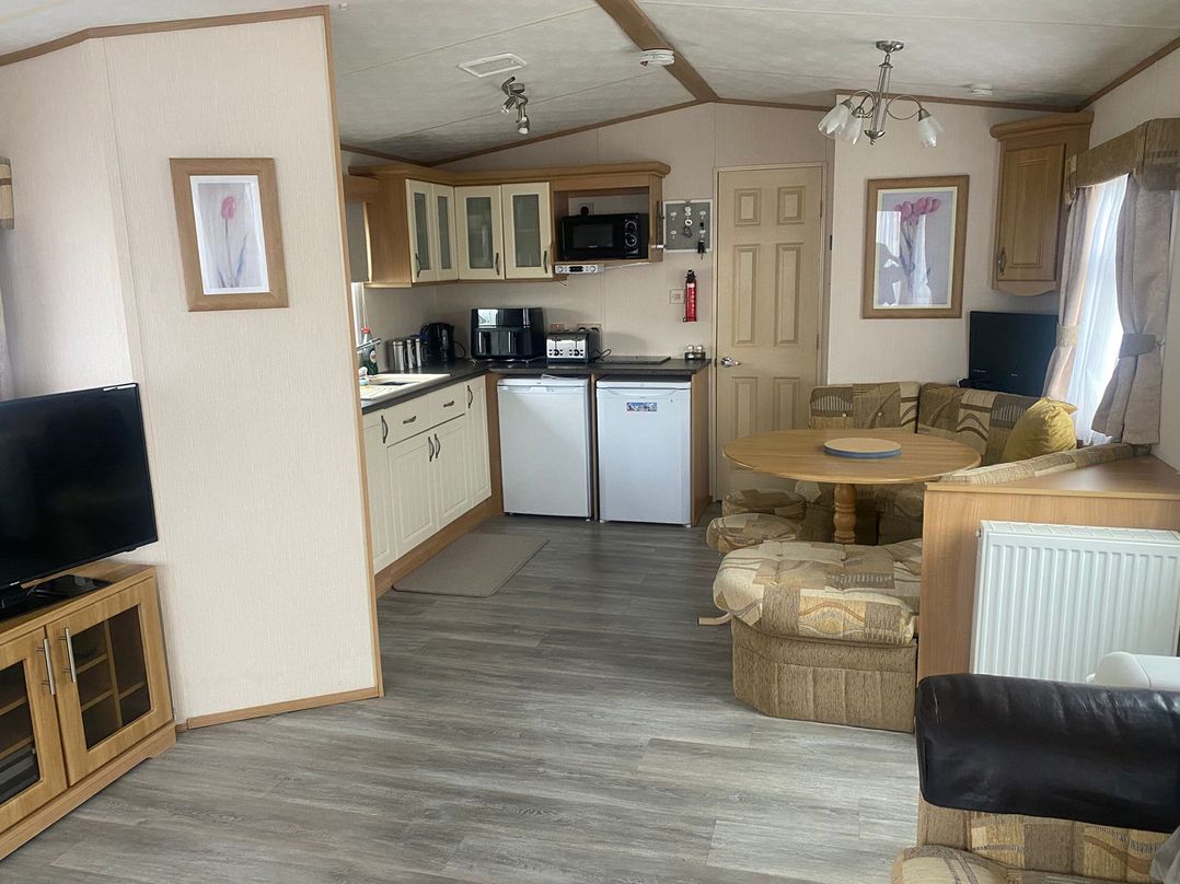 Happy Days Caravan Park - Holiday Accommodation 3599