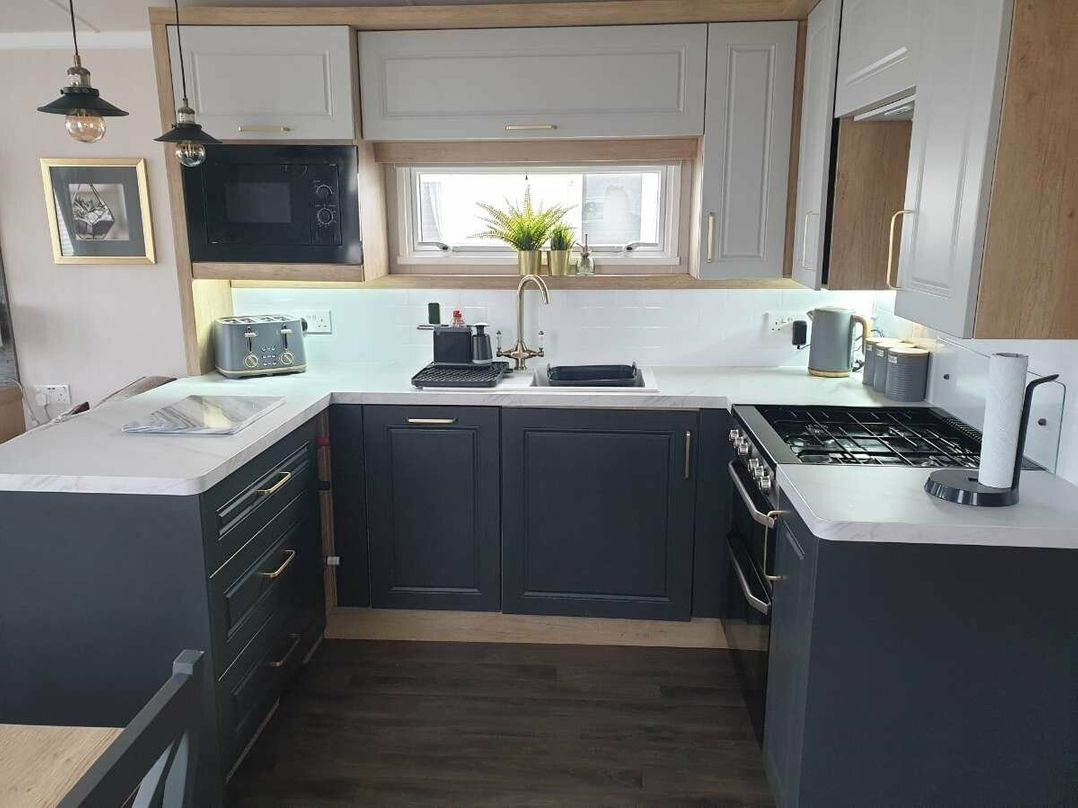 Trecco Bay - Holiday Accommodation 3644