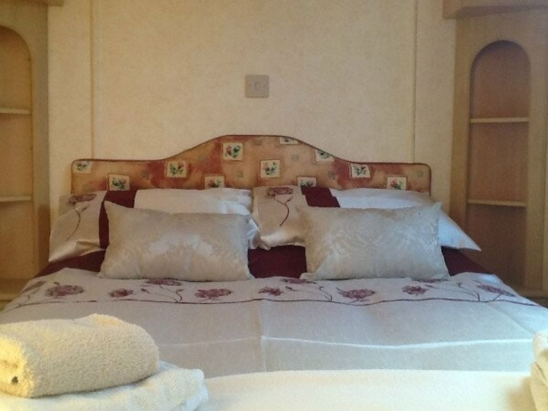 Little Argham (private land) - Holiday Accommodation 382