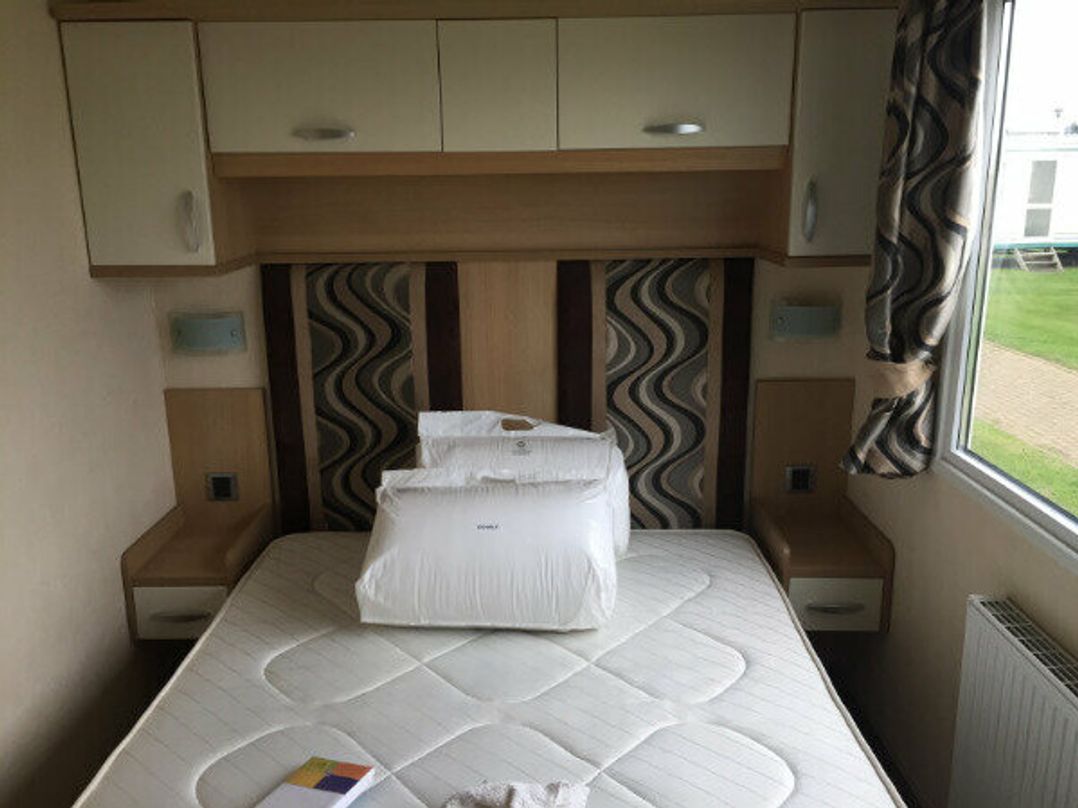 Caister Holiday Park - Holiday Accommodation 3820