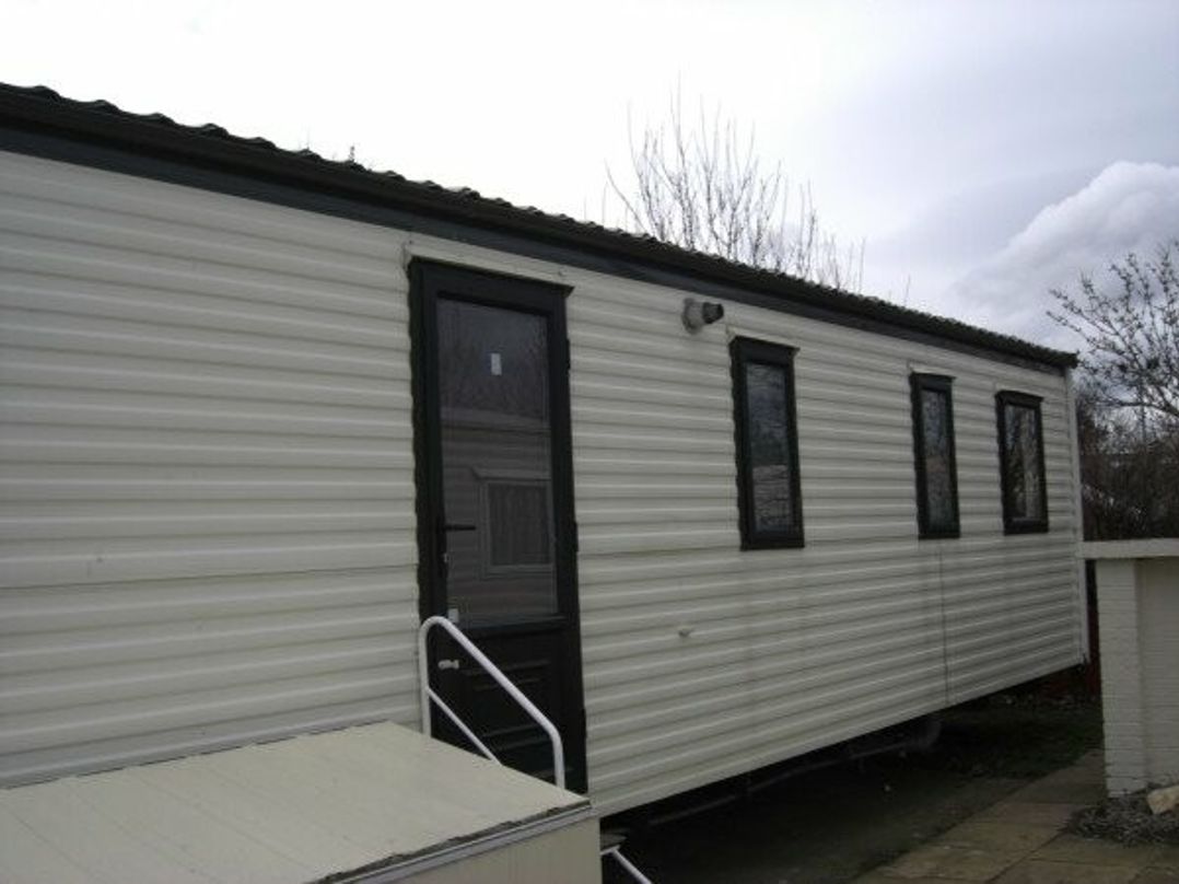 Ty Mawr Holiday Park - Holiday Accommodation 384