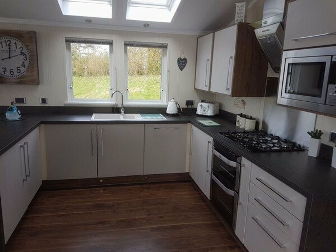 Devon Cliffs Holiday Park - Holiday Accommodation 4101