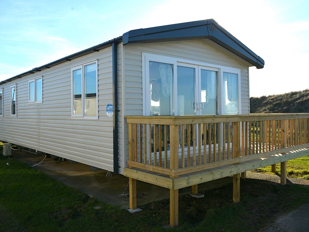 Perran Sands - Holiday Accommodation 4301