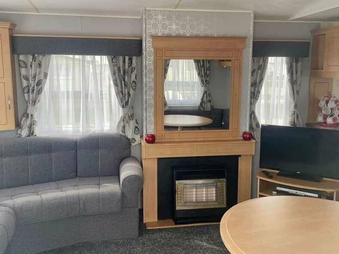 Kingfisher Caravan Park - Holiday Accommodation 439