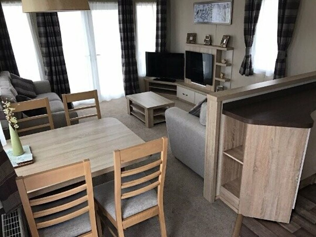 Unity Holiday Resort - Holiday Accommodation 4470