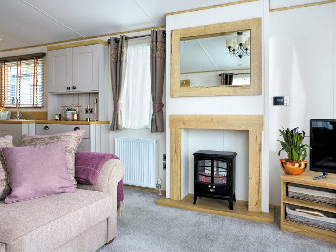 Quay West Holiday Park - Holiday Accommodation 4478