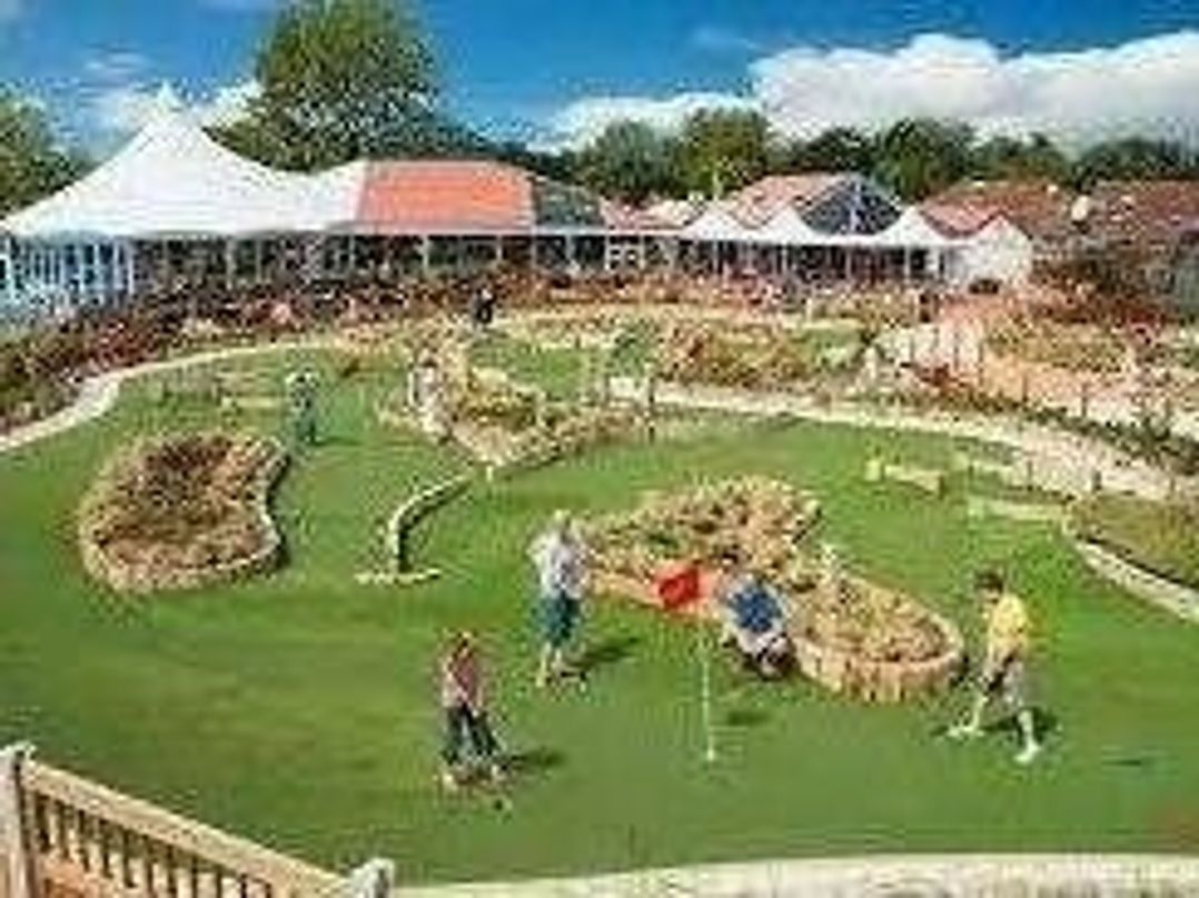 Hopton Holiday Village - Holiday Accommodation 453