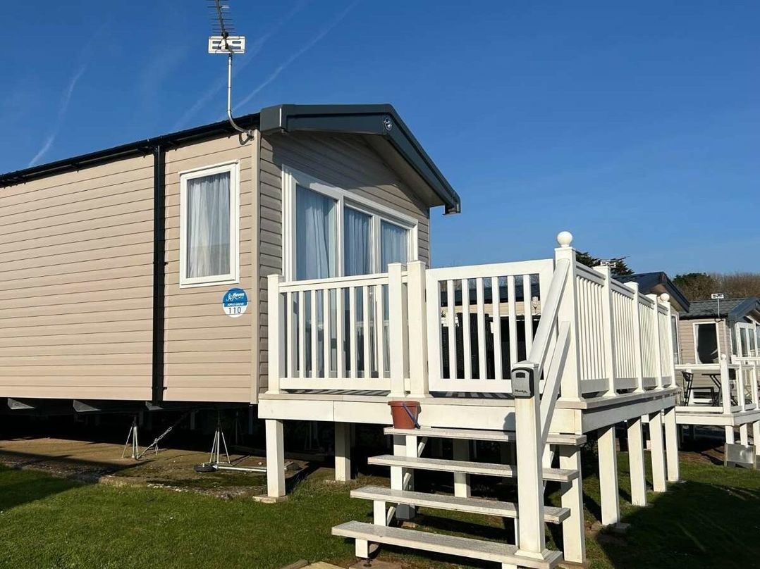 Devon Cliffs Holiday Park - Holiday Accommodation 4554