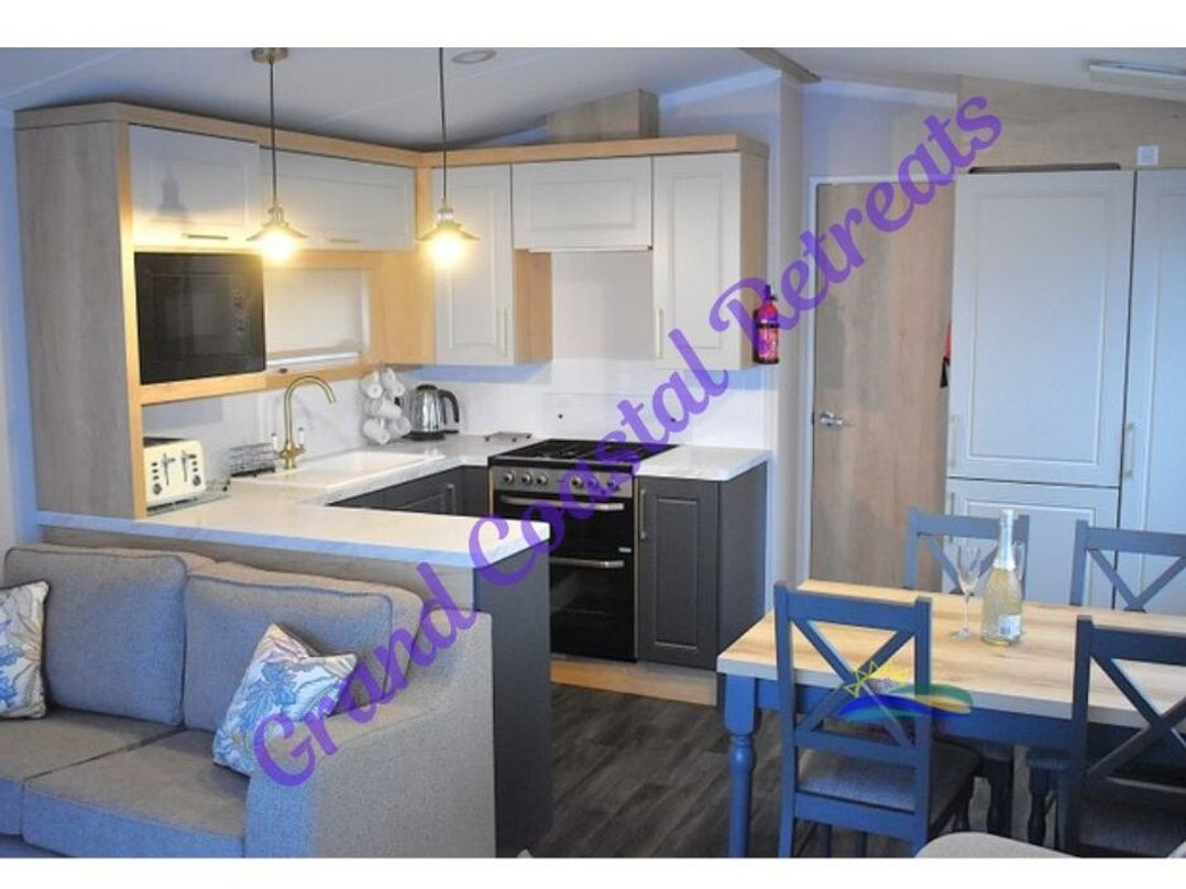 Devon Cliffs Holiday Park - Holiday Accommodation 4554