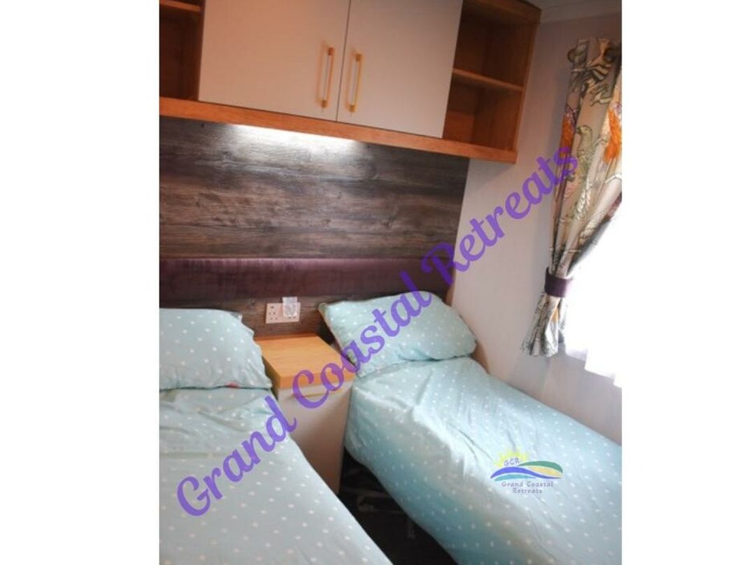 Devon Cliffs Holiday Park - Holiday Accommodation 4554