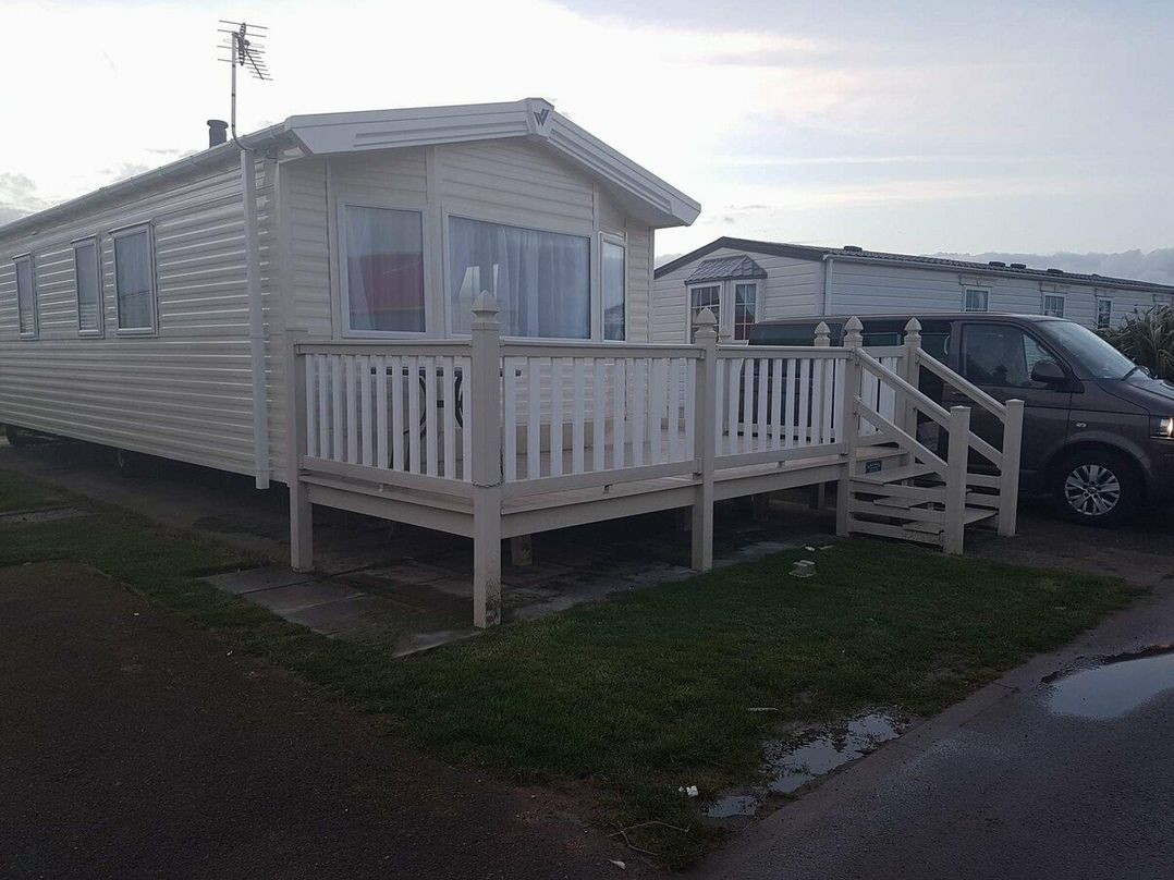 Coastfield Holiday Village - Holiday Accommodation 4562