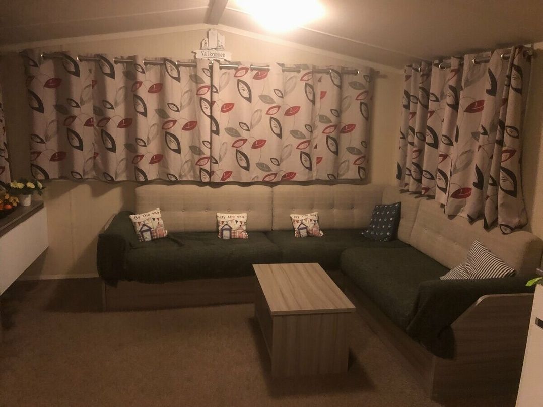 Caister Holiday Park - Holiday Accommodation 4645