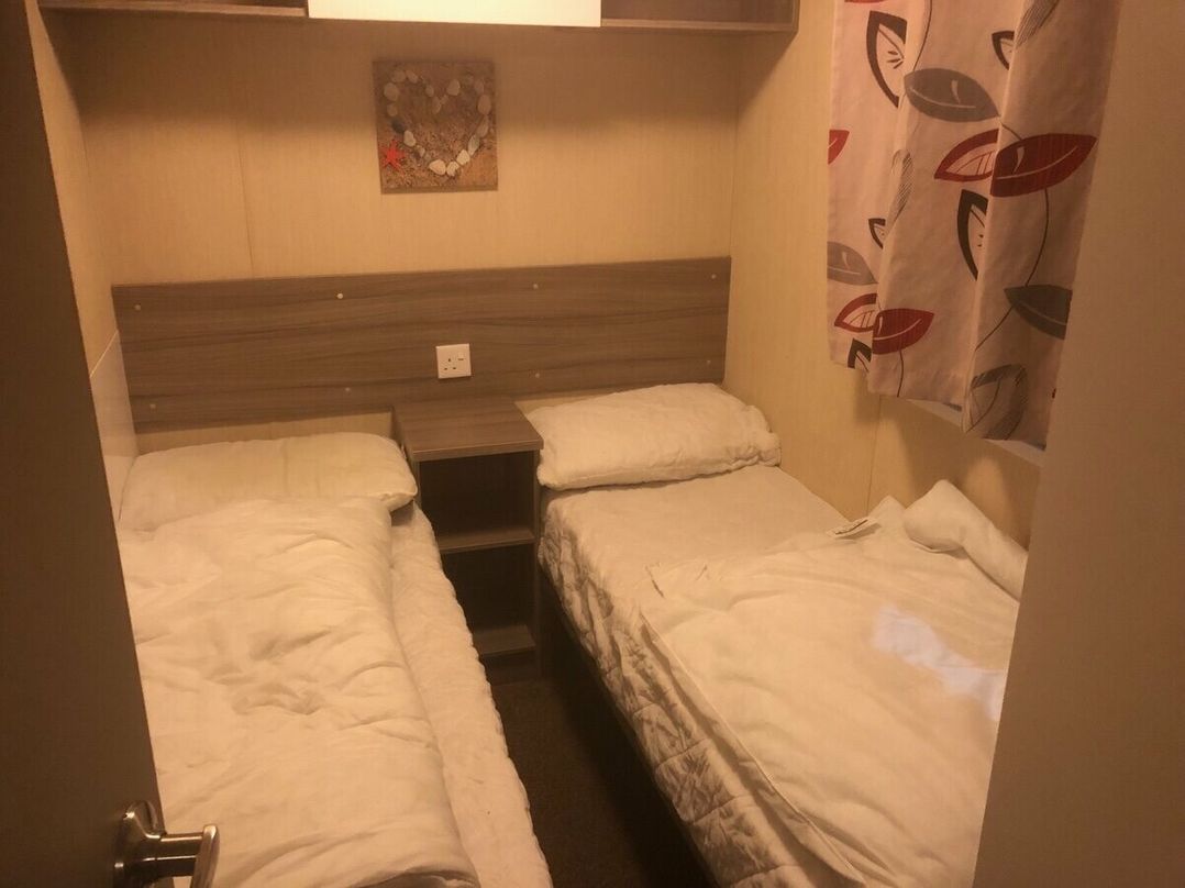 Caister Holiday Park - Holiday Accommodation 4645