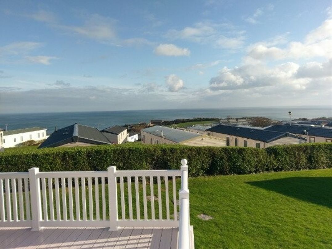 Devon Cliffs Holiday Park - Holiday Accommodation 5174