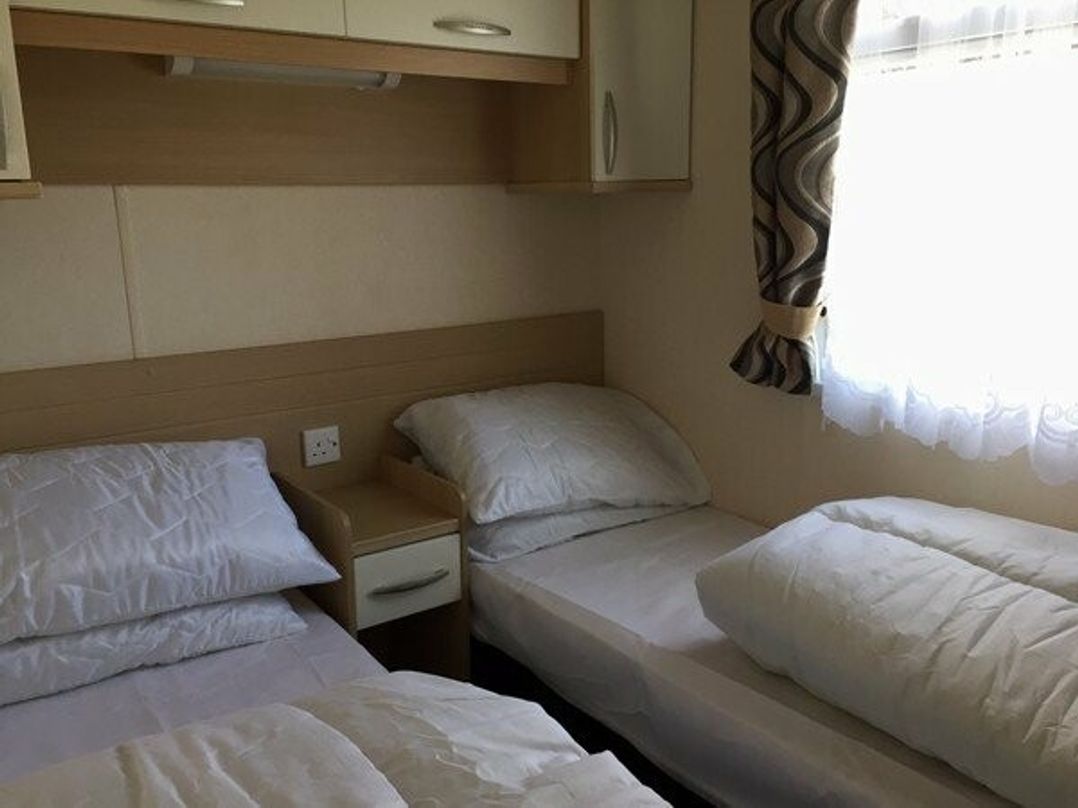 Butlins Minehead - Holiday Accommodation 5328