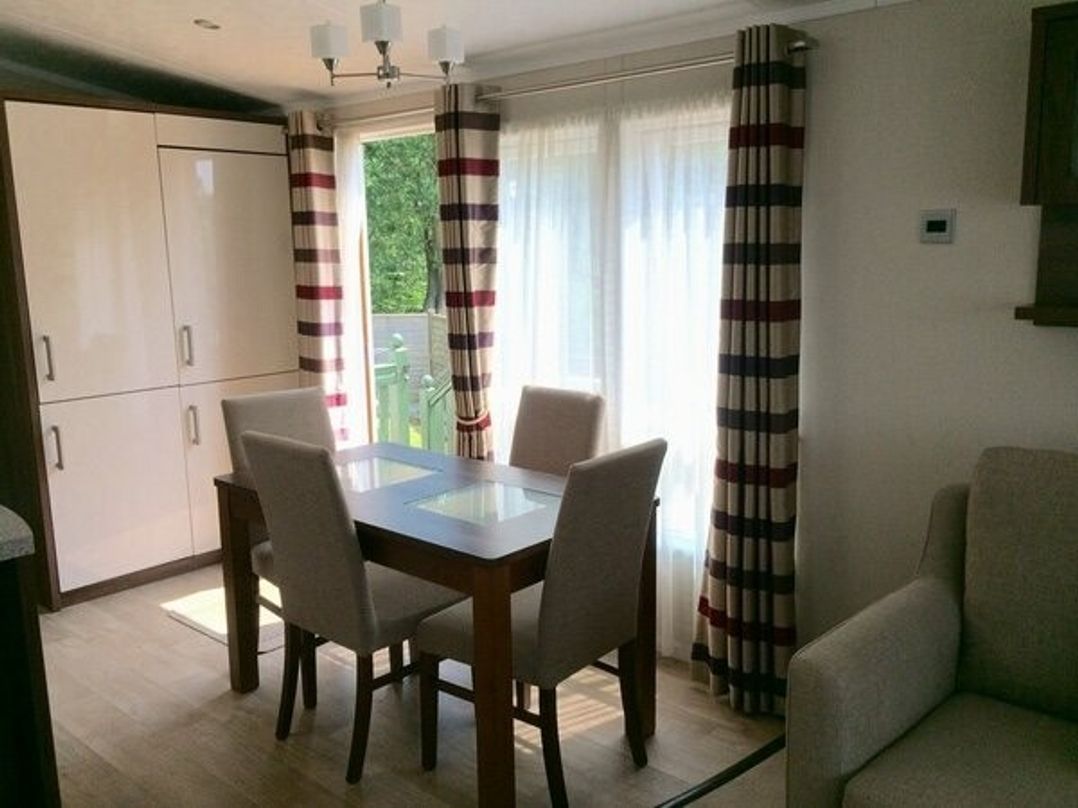 Pinewoods Holiday Park - Holiday Accommodation 5674