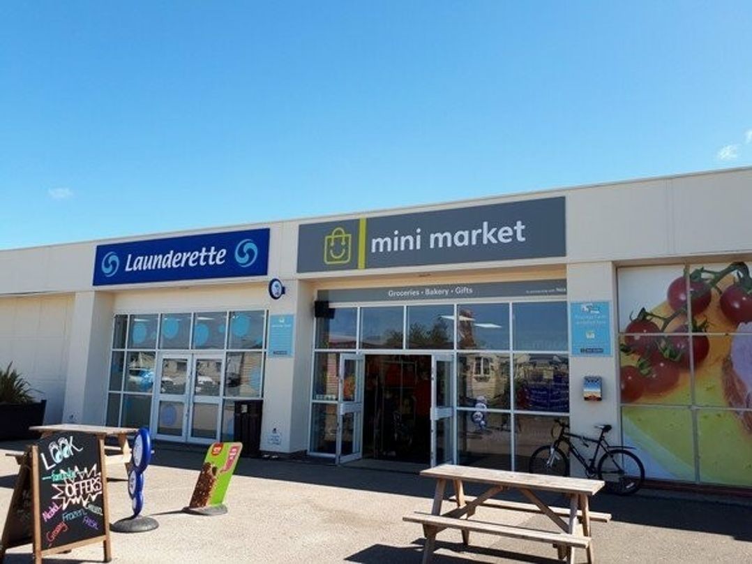 Golden Sands - Holiday Accommodation 5768