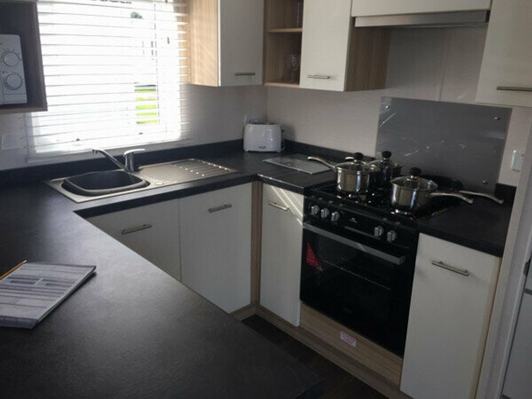 Caister Holiday Park - Holiday Accommodation 6033