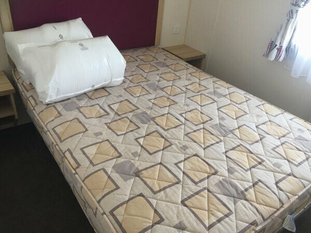 Caister Holiday Park - Holiday Accommodation 6033