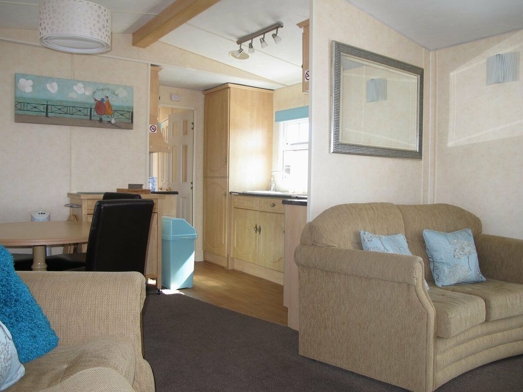 Small Grove Caravan Park - Holiday Accommodation 6077