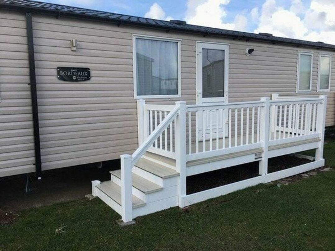 Caister Holiday Park - Holiday Accommodation 6189