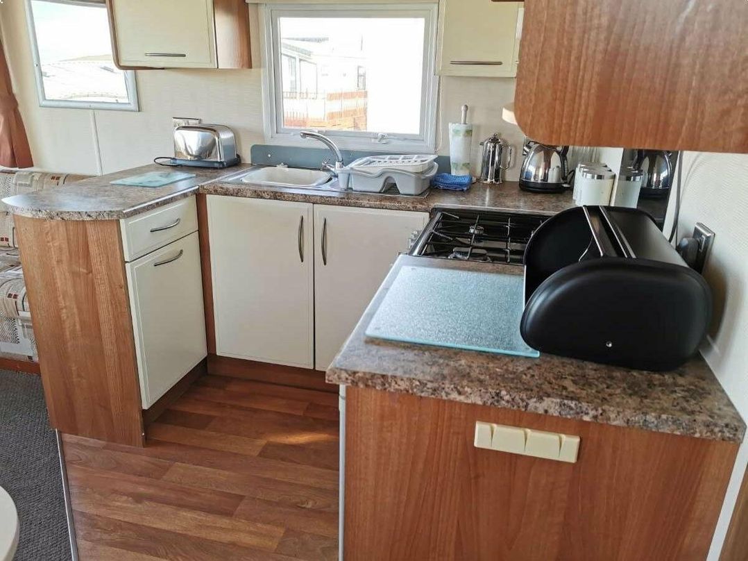 Liskey Hill Caravan Park - Holiday Accommodation 6217