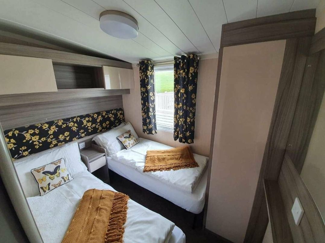 Durdle Door Holiday Park - Holiday Accommodation 622