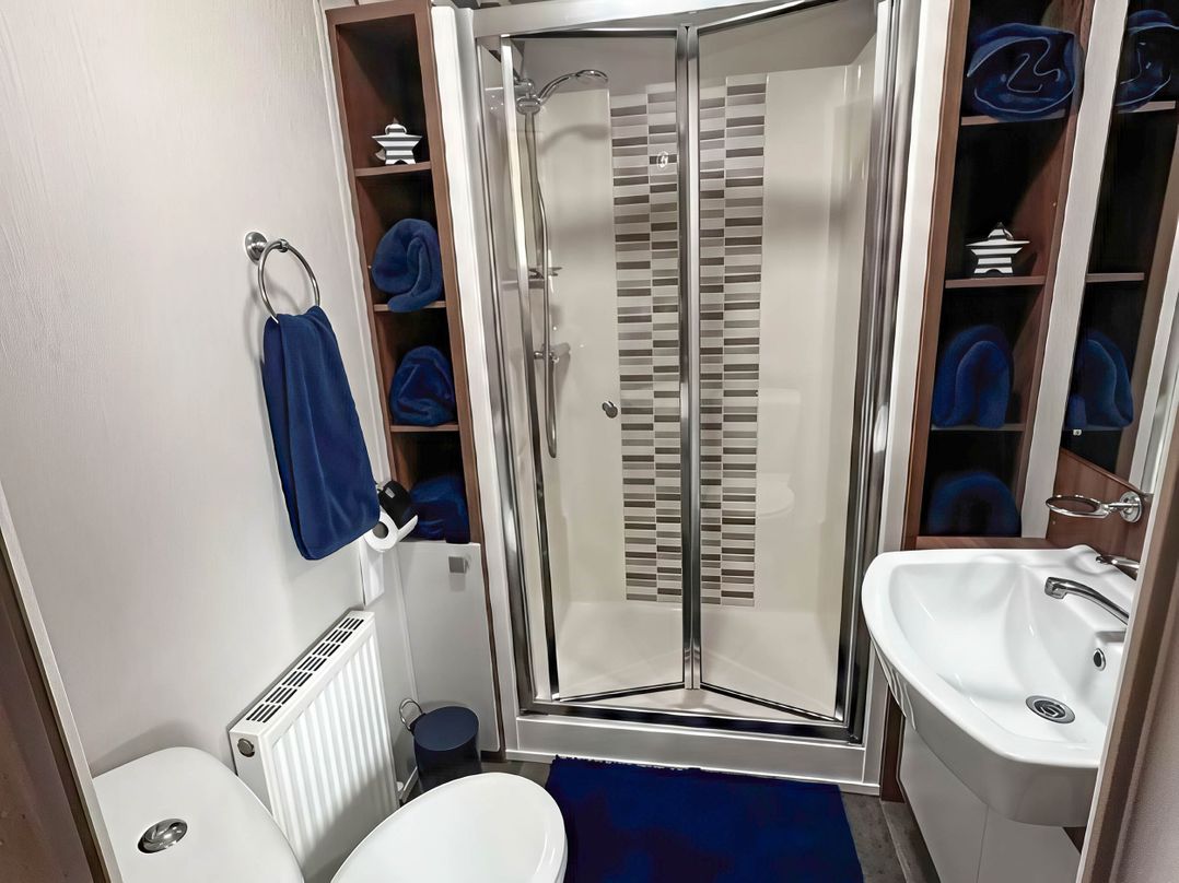 Hopton Holiday Village - Holiday Accommodation 632