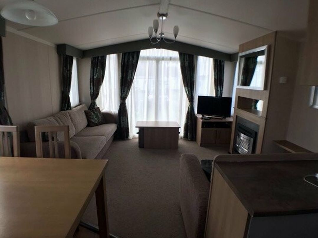 Pinewoods Holiday Park - Holiday Accommodation 6322