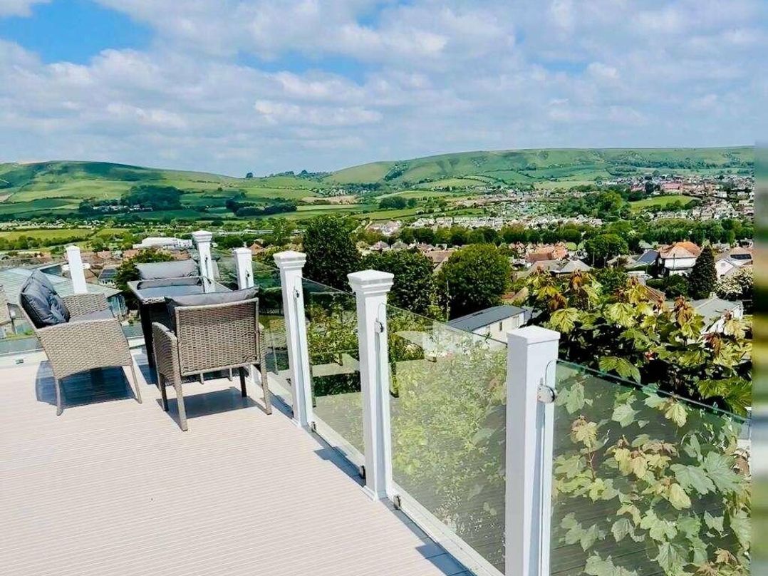 Swanage Bay View - Holiday Accommodation 6416
