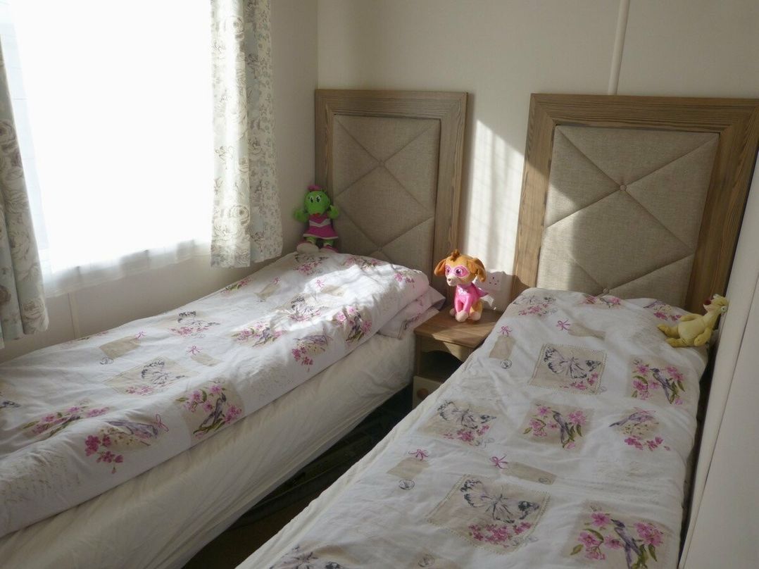 Trecco Bay - Holiday Accommodation 6971