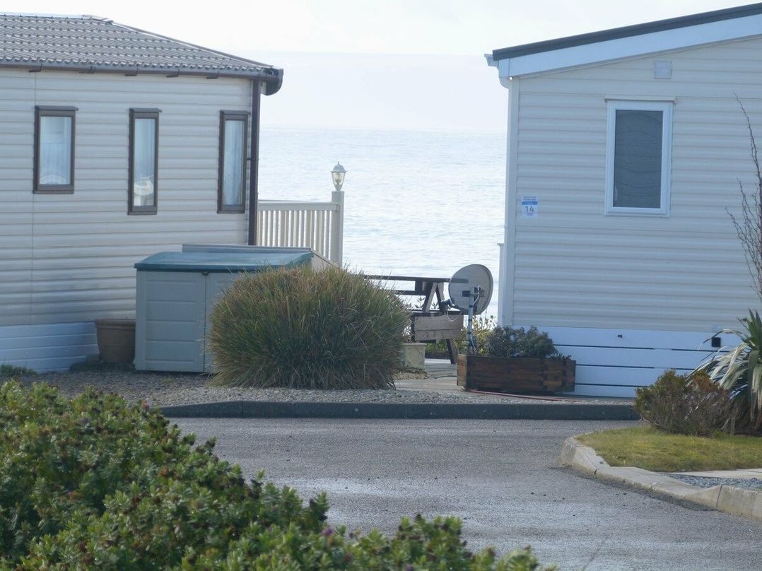 Trecco Bay - Holiday Accommodation 6971