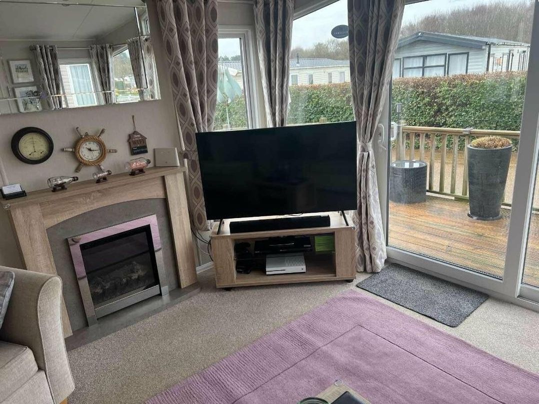 Pinewoods Holiday Park - Holiday Accommodation 6988