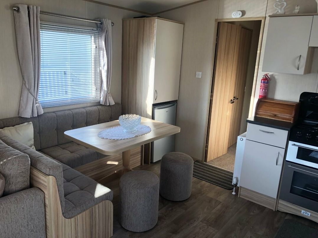 Trecco Bay - Holiday Accommodation 7489