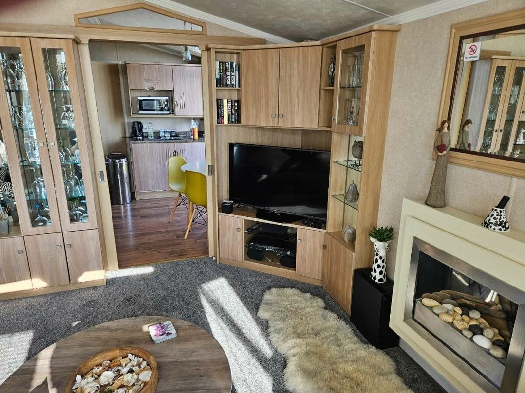 Red Lion Holiday Park - Holiday Accommodation 7608