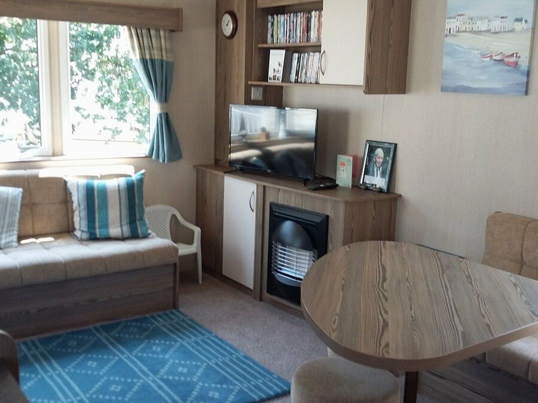 Devon Cliffs Holiday Park - Holiday Accommodation 7643