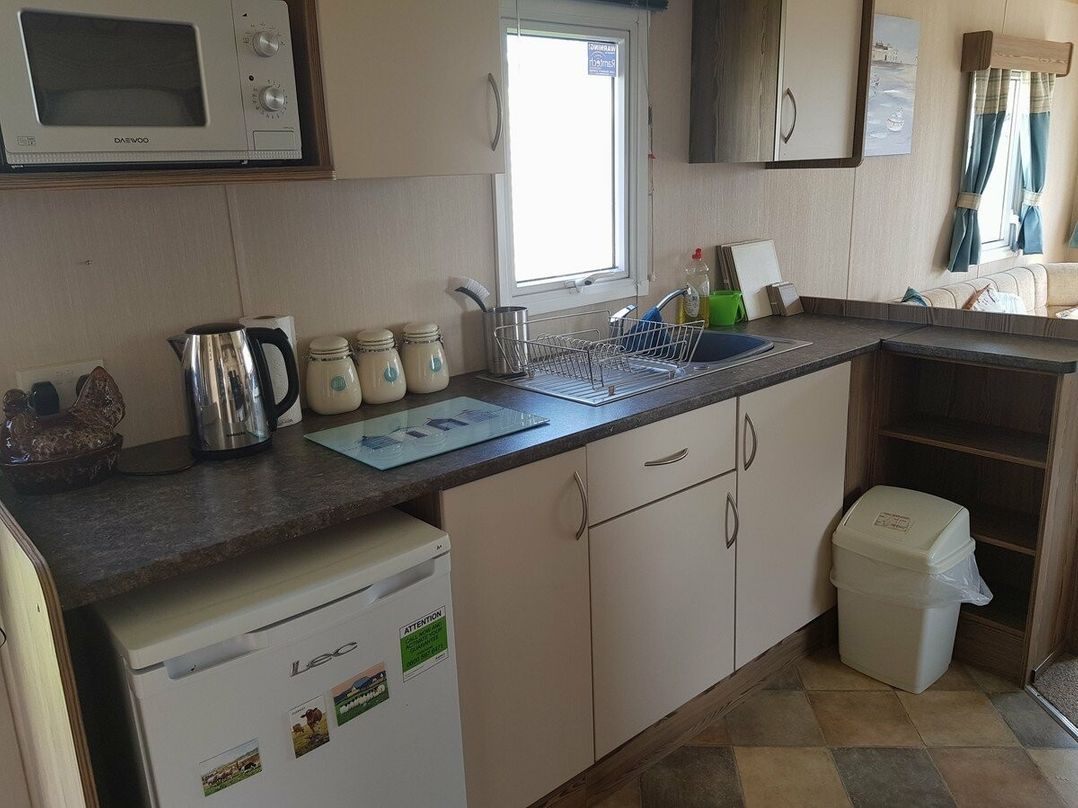 Devon Cliffs Holiday Park - Holiday Accommodation 7643