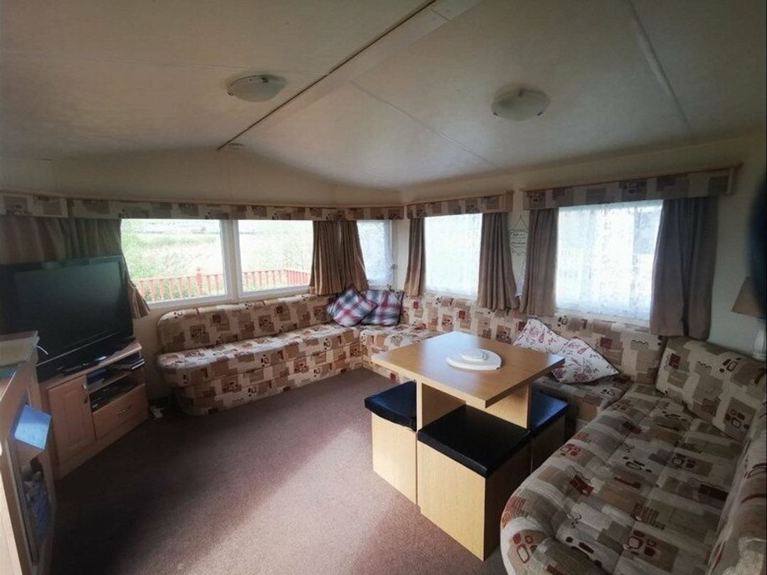 Clarach Bay Holiday Village - Holiday Accommodation 7666